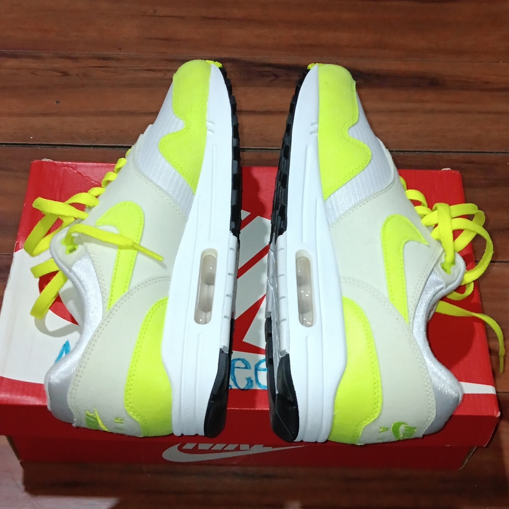 NIKE AIRMAX 1 VOLT - Picture 3 of 4